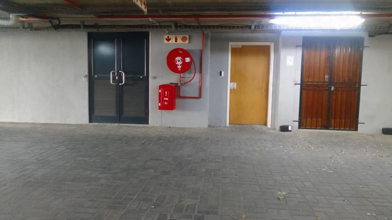 To Let commercial Property for Rent in Parow North Western Cape